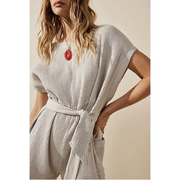 Free People Pull Me In Romper Womens XS Pebble Gray Waffle Knit Belted - Picture 1 of 15